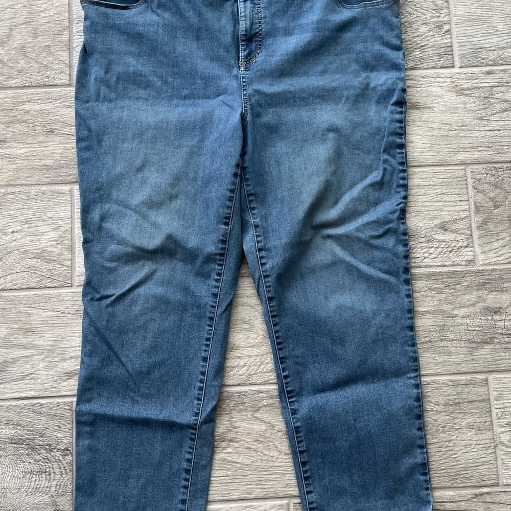 Talbots Cropped Ankle Jean 18W